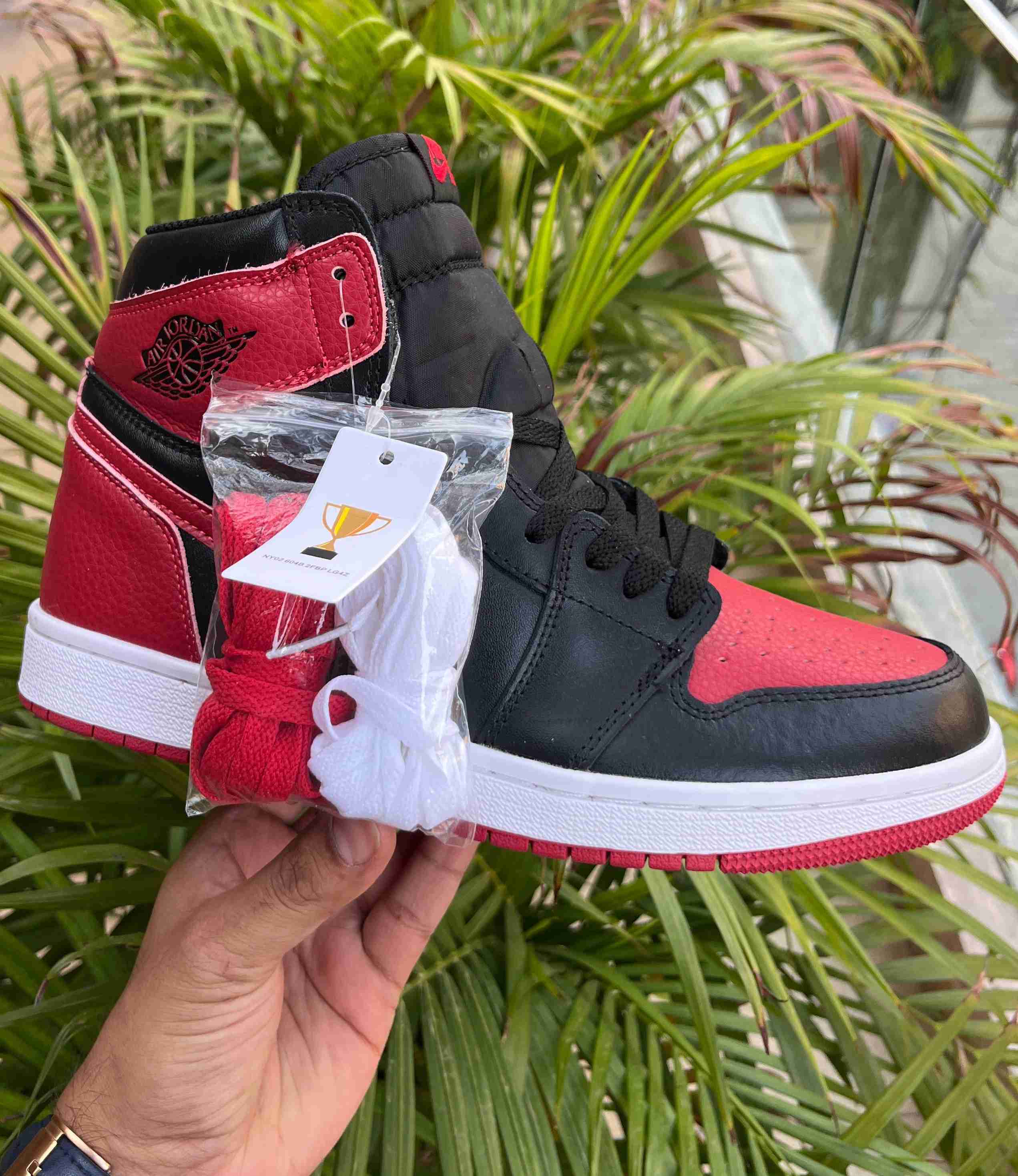 Air jordan high black red